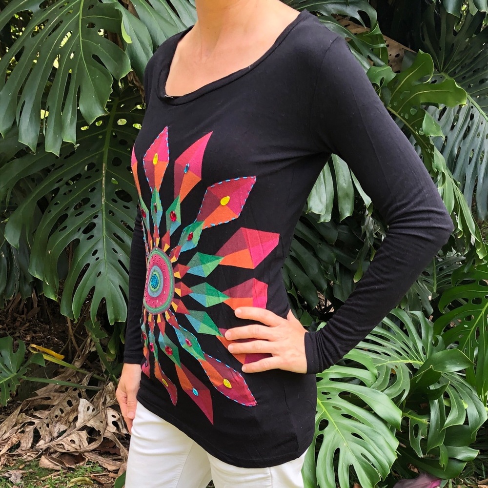 Desigual long sleeve top with flower arrangement size S